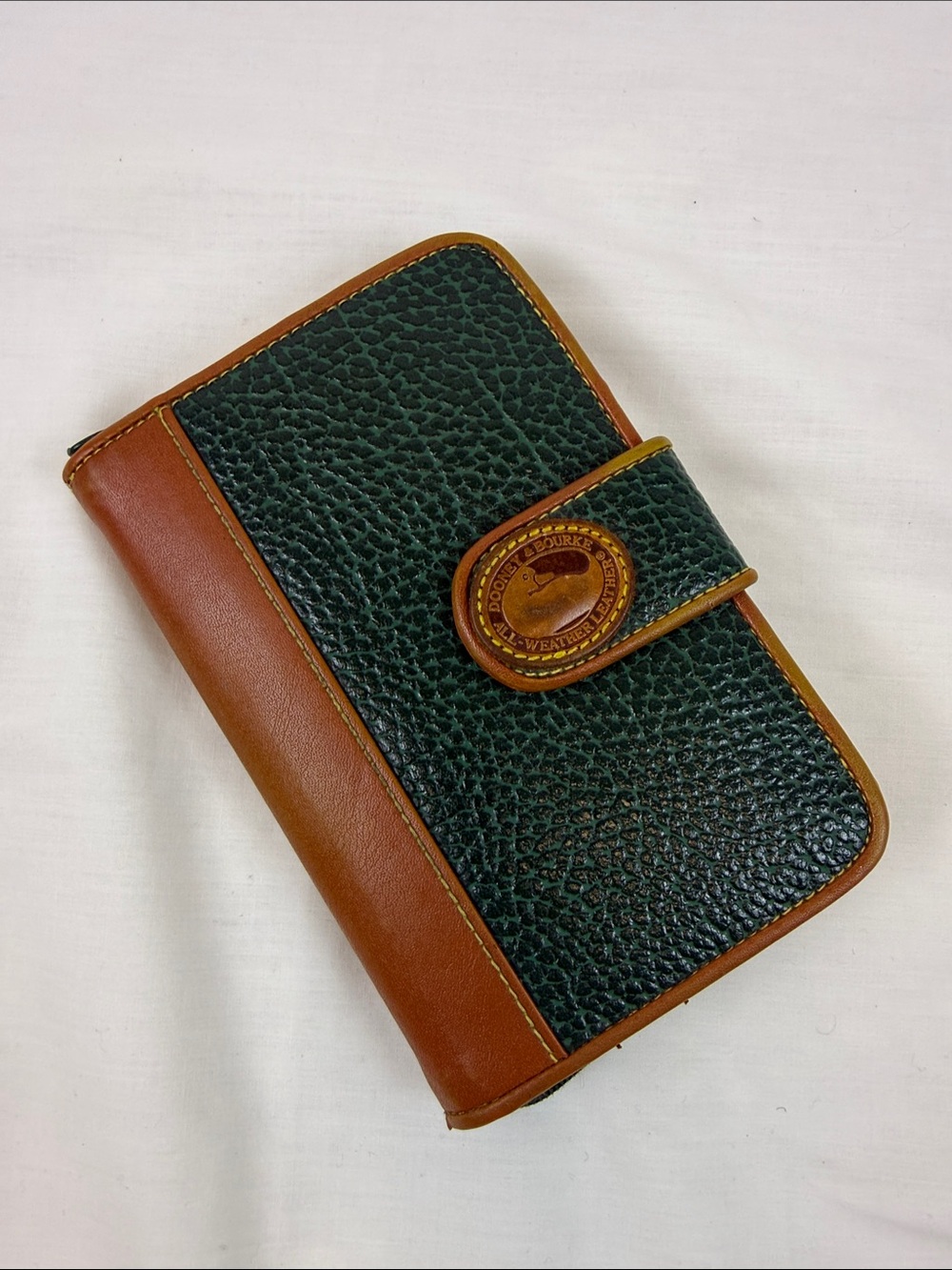 Dooney & Bourke Green and Tan Leather Phone Wallet Case with Logo Snap